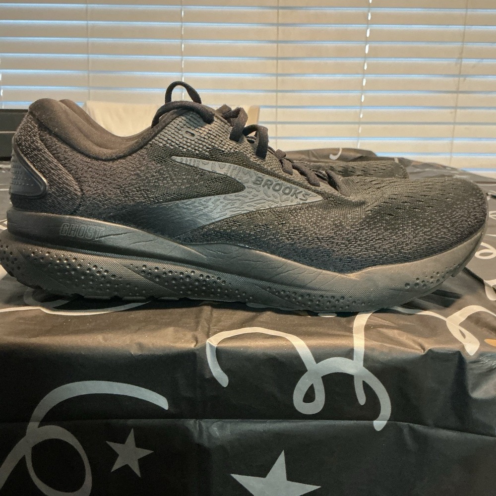Brooks Ghost 16 'Black Ebony' Mens Sz 10.5W 1104182E020 (245)
